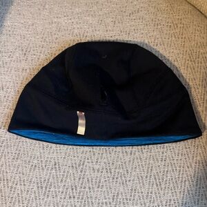 Zella reversible beanie! Great condition